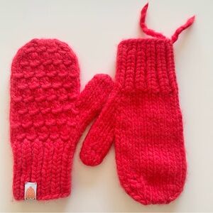 Shit That I Knit Gunn Mittens in red NWOT